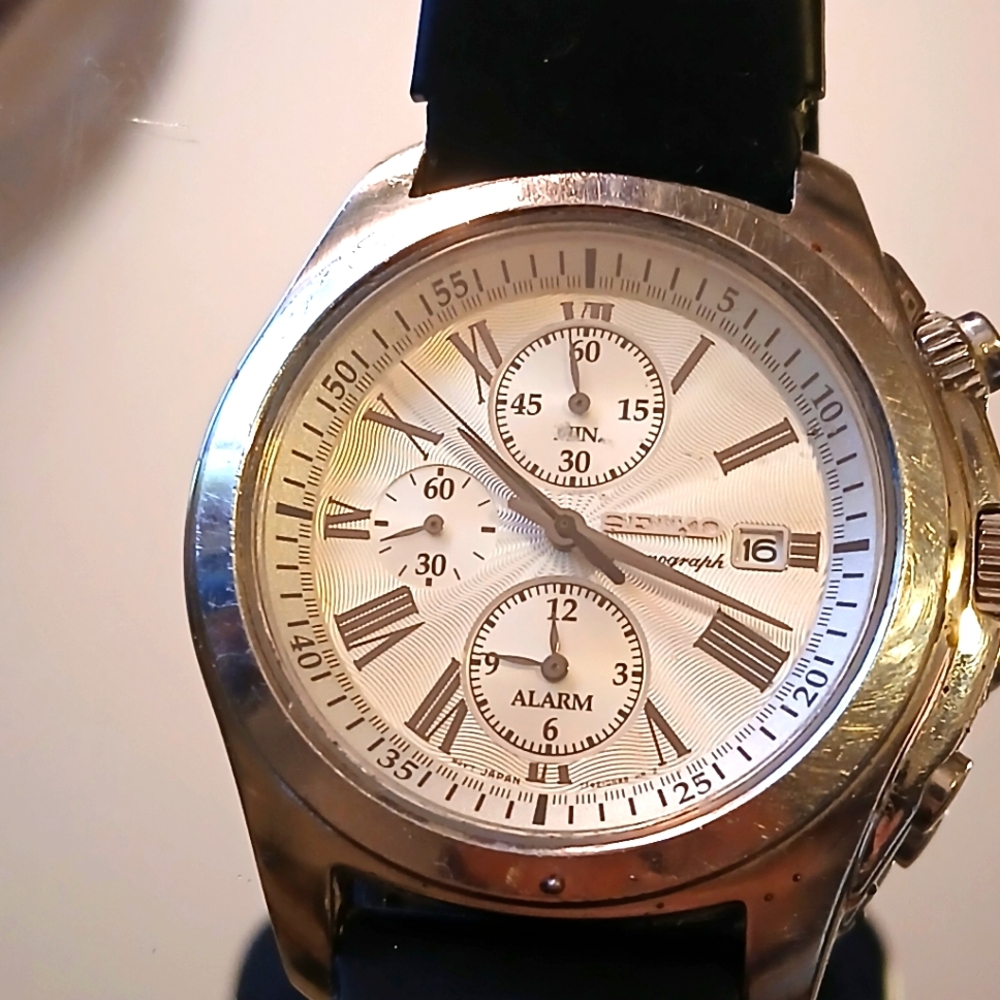 Men's Seiko Silver Chronograph Watch